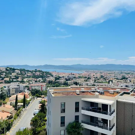 Tres Bel -residence Avec Piscine Sur Le Toit Et Vue Panoramique Apartman