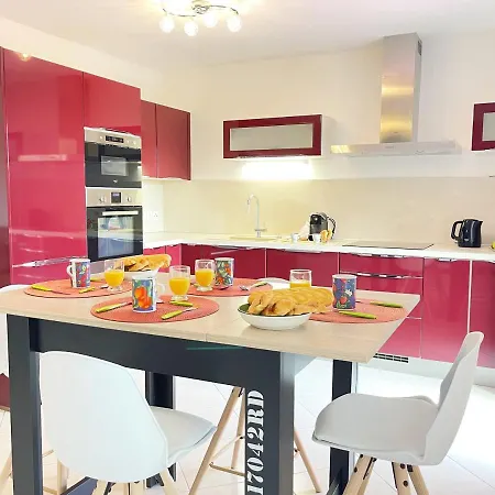 Tres Bel -residence Avec Piscine Sur Le Toit Et Vue Panoramique Apartman Saint-Raphaël