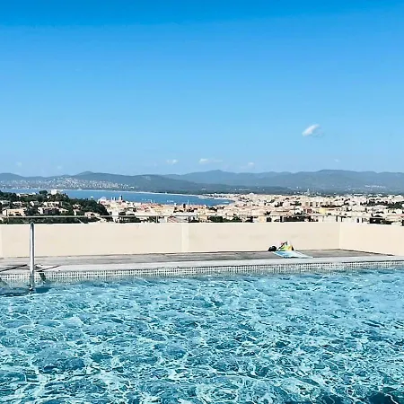 Apartman Tres Bel -residence Avec Piscine Sur Le Toit Et Vue Panoramique Saint-Raphaël